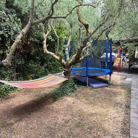 Daire Hrisavgi Nikiti (Sithonia)