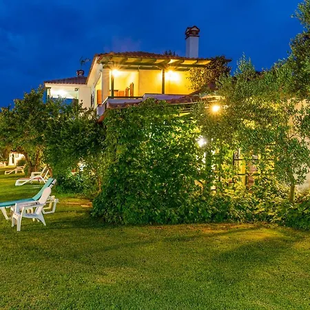 Hrisavgi Apartment Nikiti (Sithonia)