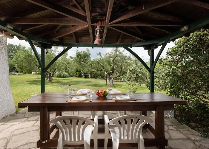 Hrisavgi * Nikiti (Sithonia)