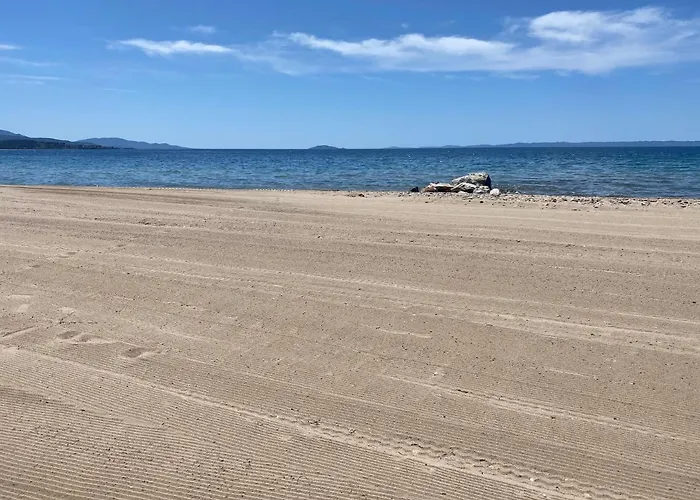 Hrisavgi * Nikiti (Sithonia)